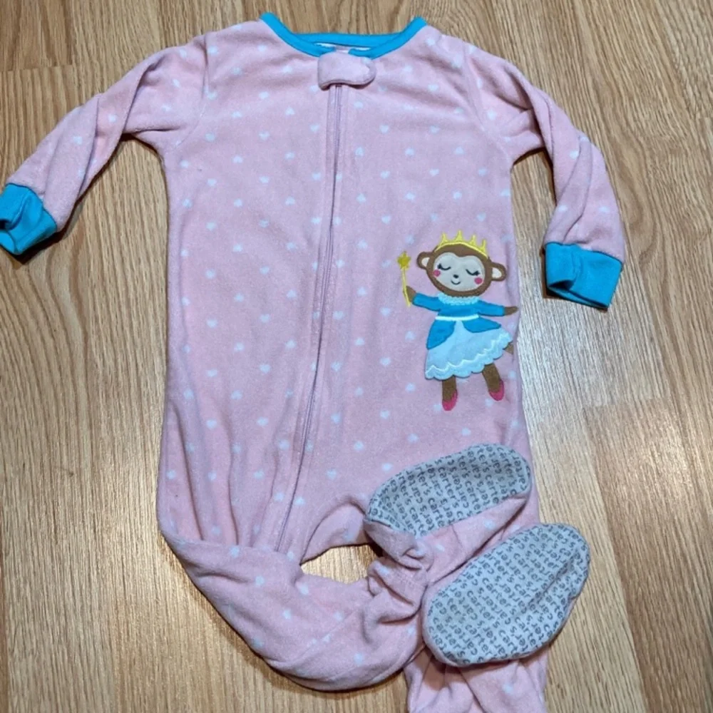 Carters princess monkey‎ fleece sleeper 18 months